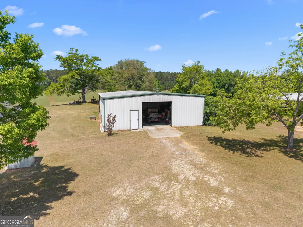 4194 Ivey S. LN Millen, GA 30442