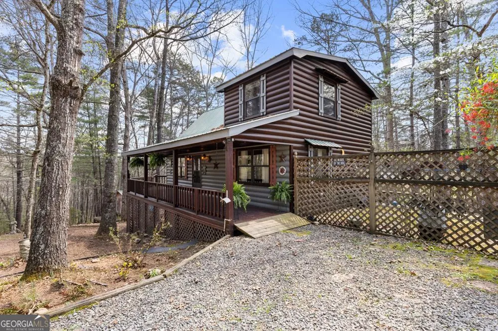 130 Happy Valley LN Morganton, GA 30560