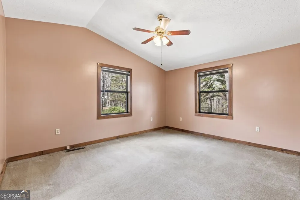 130 Happy Valley LN Morganton, GA 30560