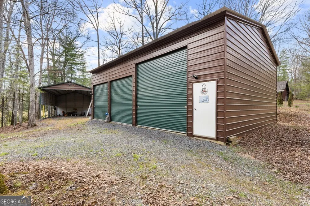 130 Happy Valley LN Morganton, GA 30560