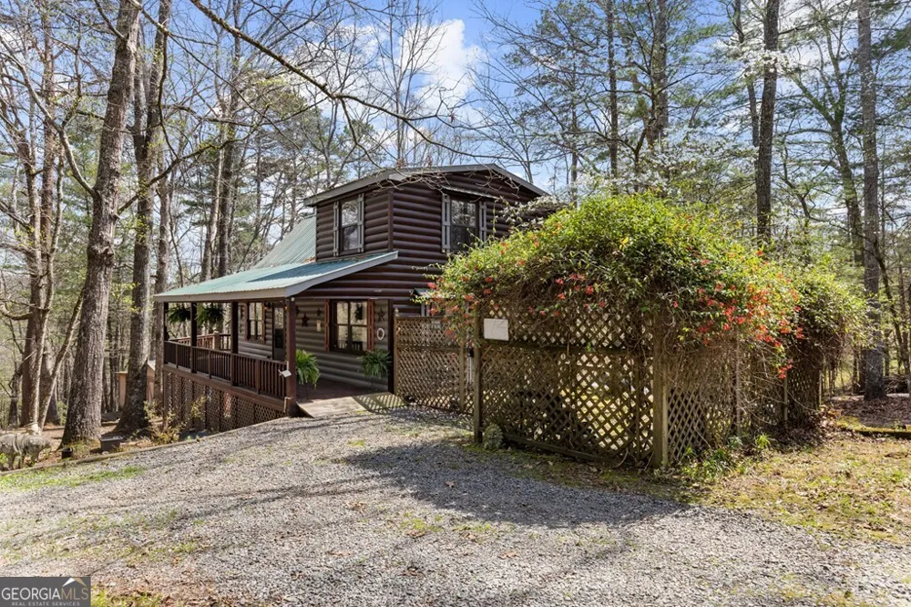 130 Happy Valley LN Morganton, GA 30560