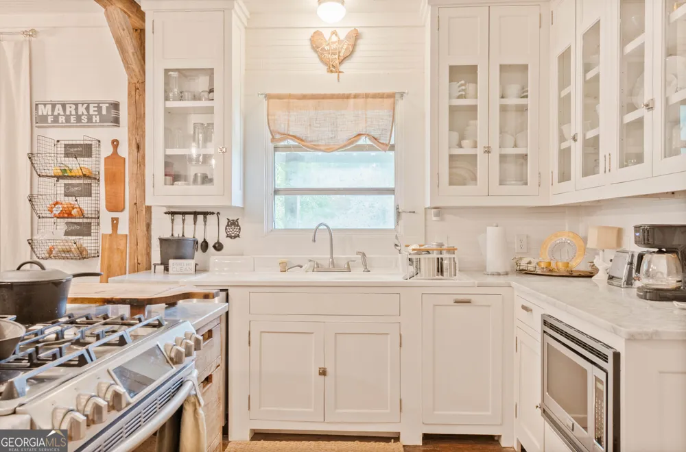 282 Gardner RD Baxley, GA 31513
