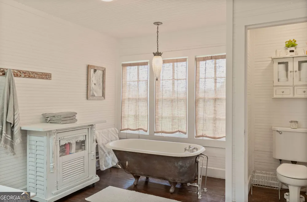 282 Gardner RD Baxley, GA 31513