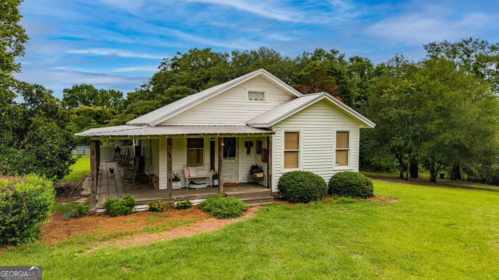 282 Gardner RD Baxley, GA 31513
