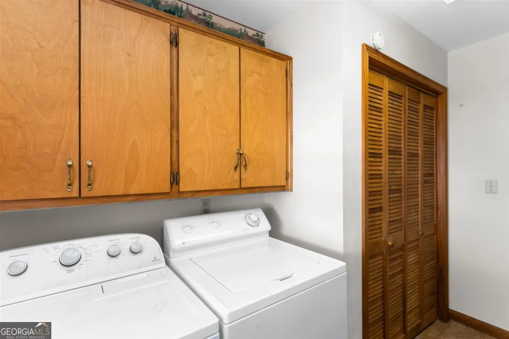1070 Carpenter LN Buckhead, GA 30625