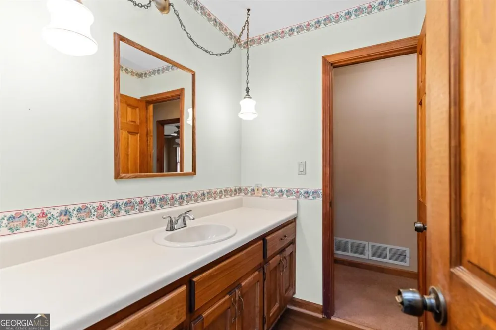 1070 Carpenter LN Buckhead, GA 30625