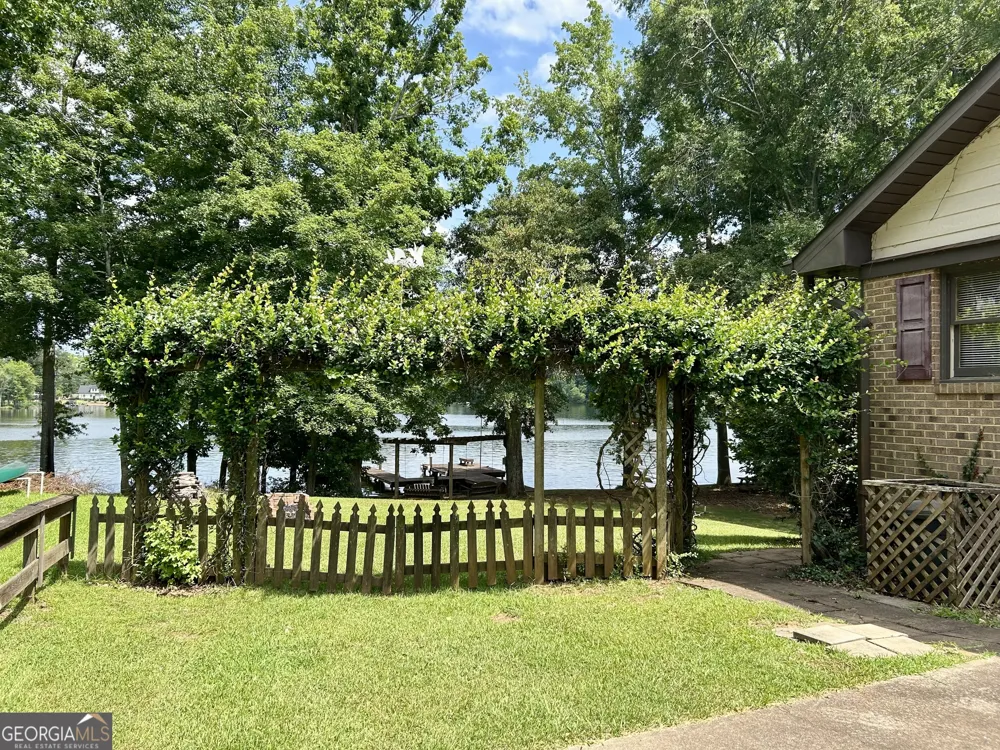 1070 Carpenter LN Buckhead, GA 30625