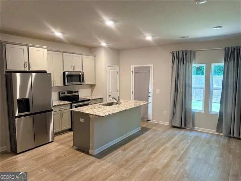 6271 Redan SQ Lithonia, GA 30058