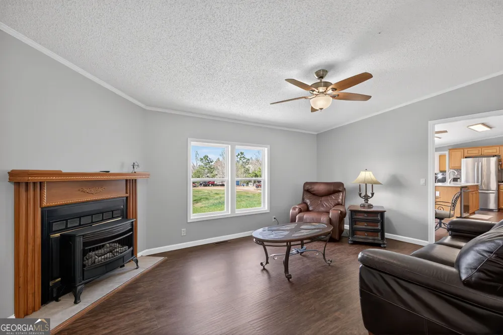 1451 County Road 642 Muscadine, AL 36269
