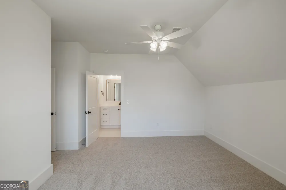 2653 Malcom Estates RDG Bogart, GA 30622