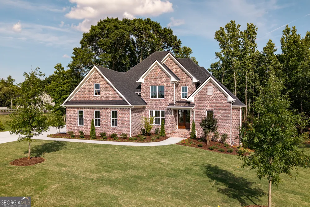 2653 Malcom Estates RDG Bogart, GA 30622