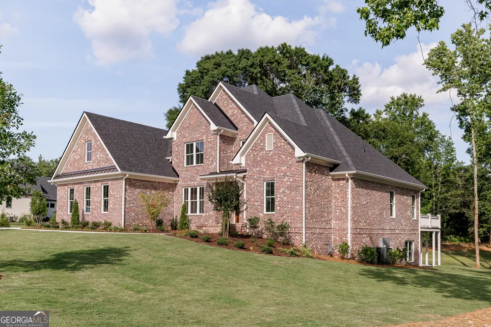2653 Malcom Estates RDG Bogart, GA 30622