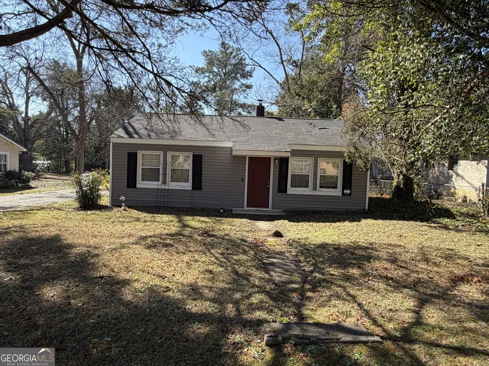 207 Eaker DR Warner Robins, GA 31088
