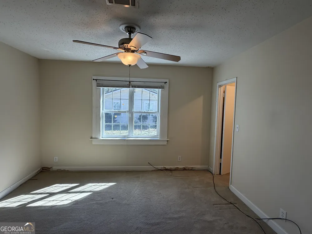 207 Eaker DR Warner Robins, GA 31088