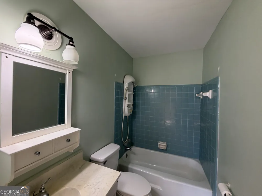 207 Eaker DR Warner Robins, GA 31088