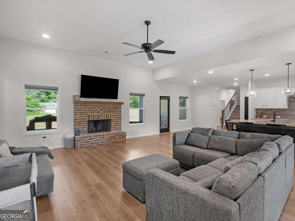 55 Hood RD Concord, GA 30206
