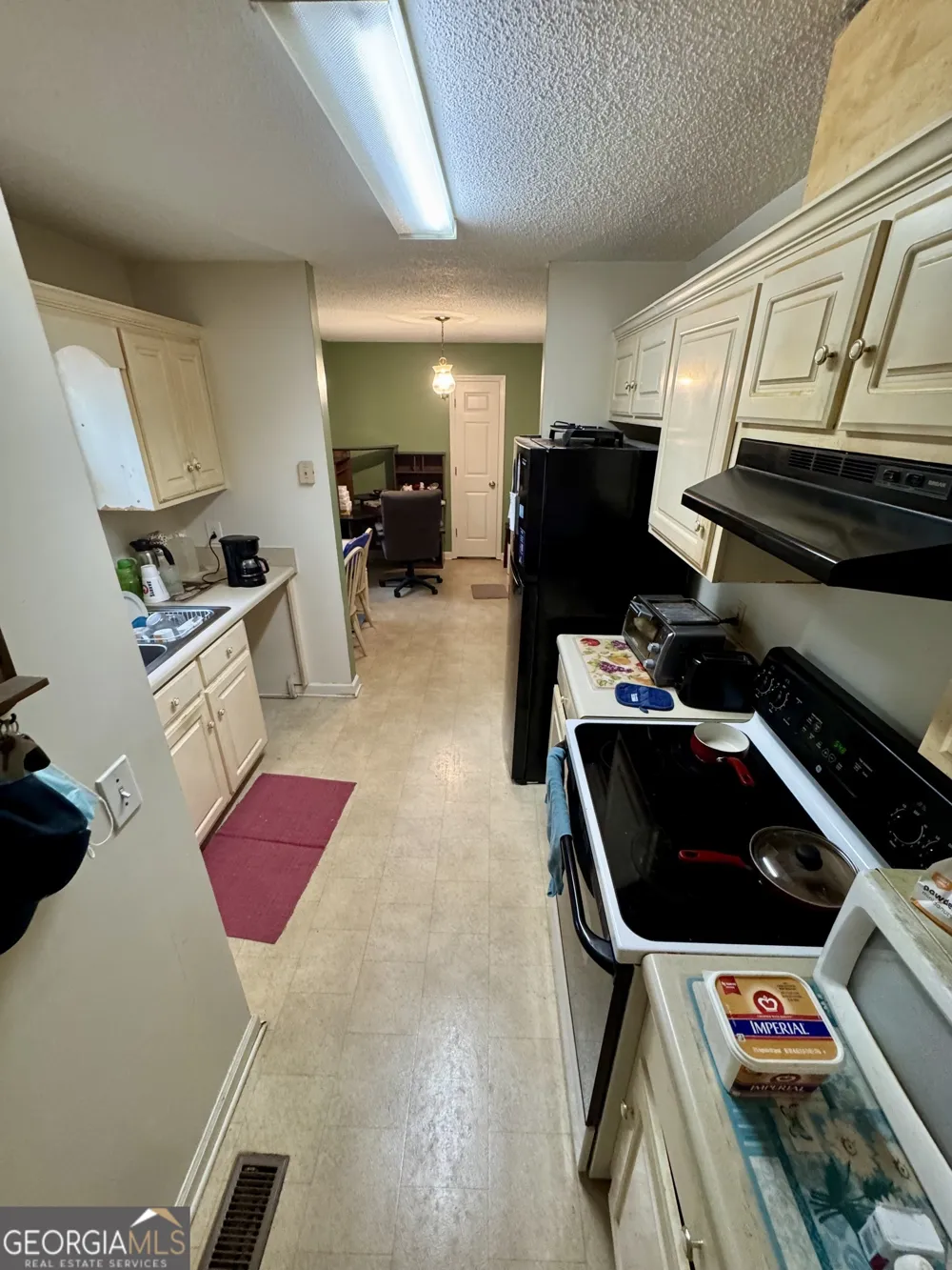 71 Pleasant Valley RD SE Silver Creek, GA 30173