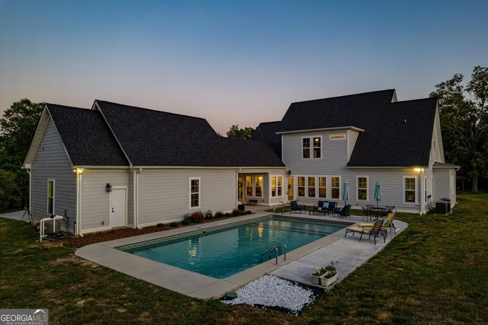 200 Waters DR Ringgold, GA 30736