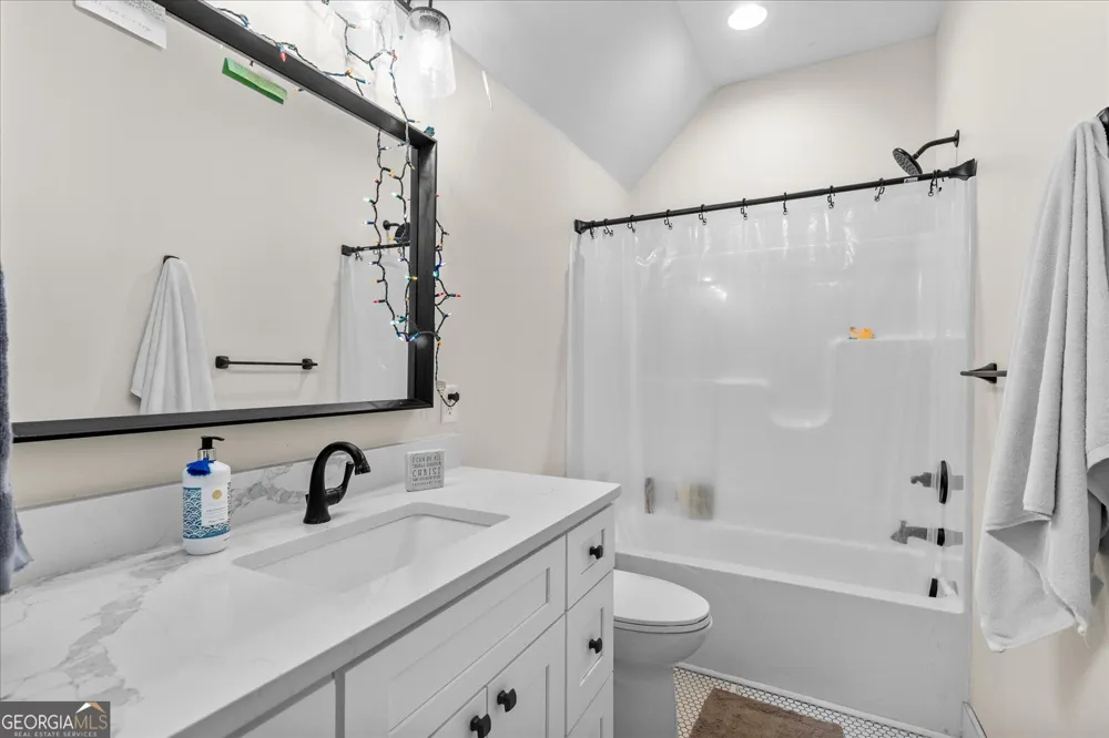 200 Waters DR Ringgold, GA 30736