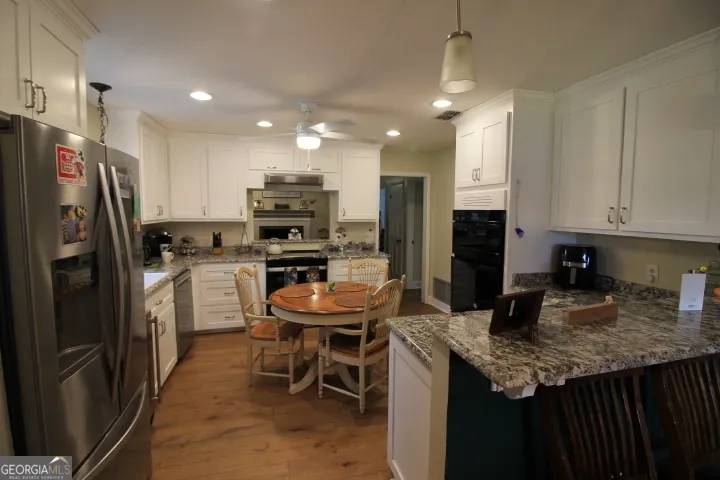 164 W Myra ST Alma, GA 31510