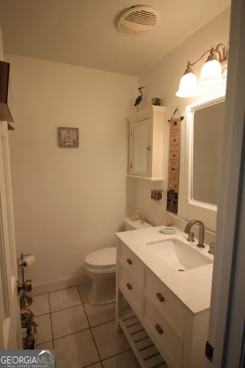 164 W Myra ST Alma, GA 31510