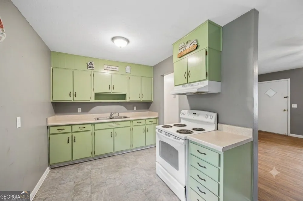 110 N End DR Brunswick, GA 31525