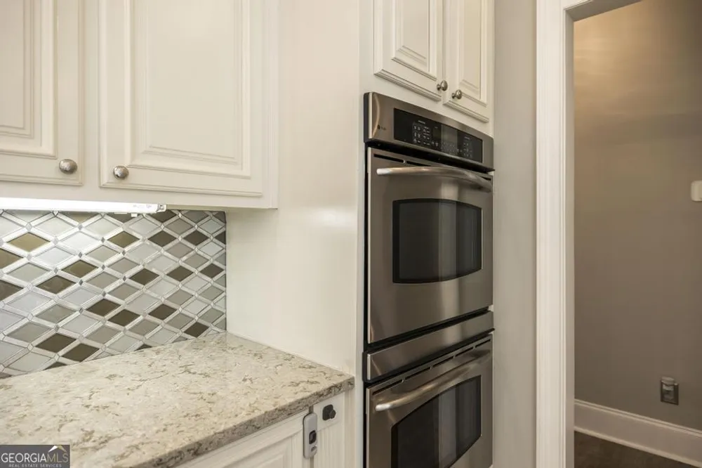 105 Orchard LN Centerville, GA 31028