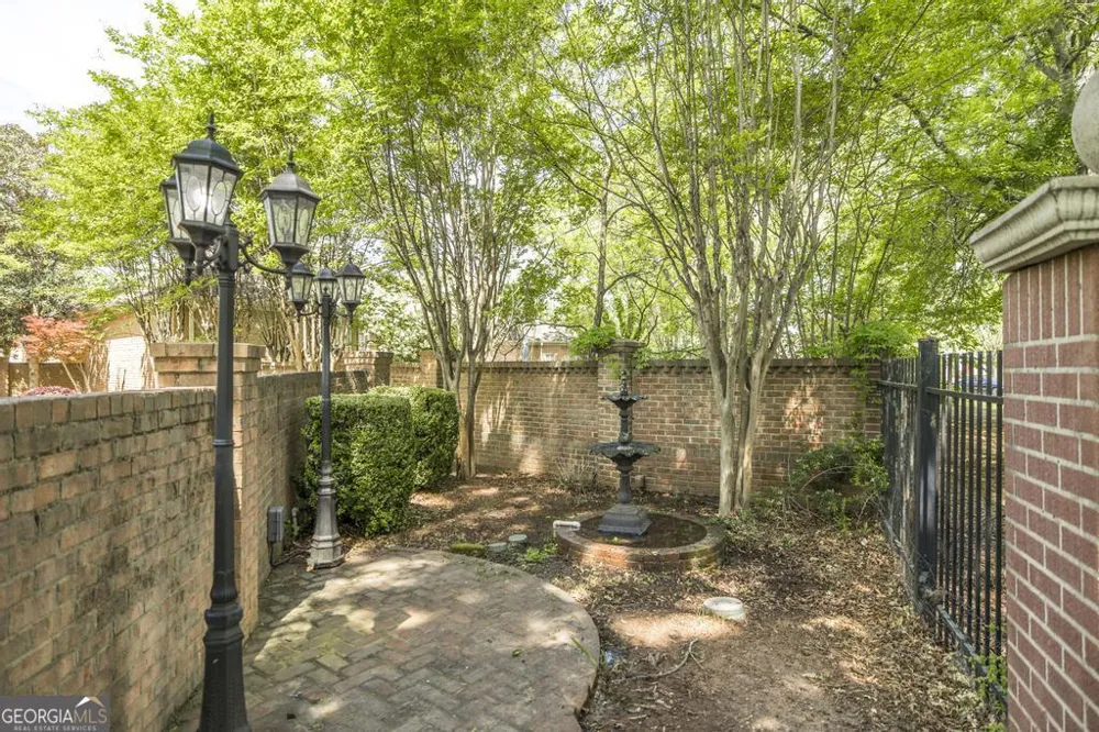 105 Orchard LN Centerville, GA 31028