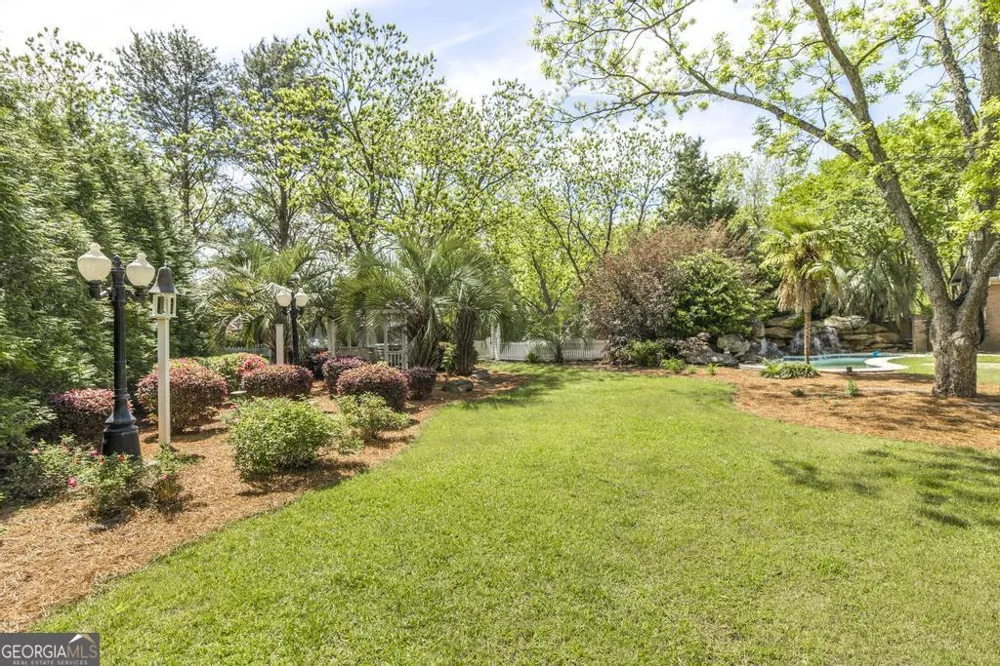 105 Orchard LN Centerville, GA 31028