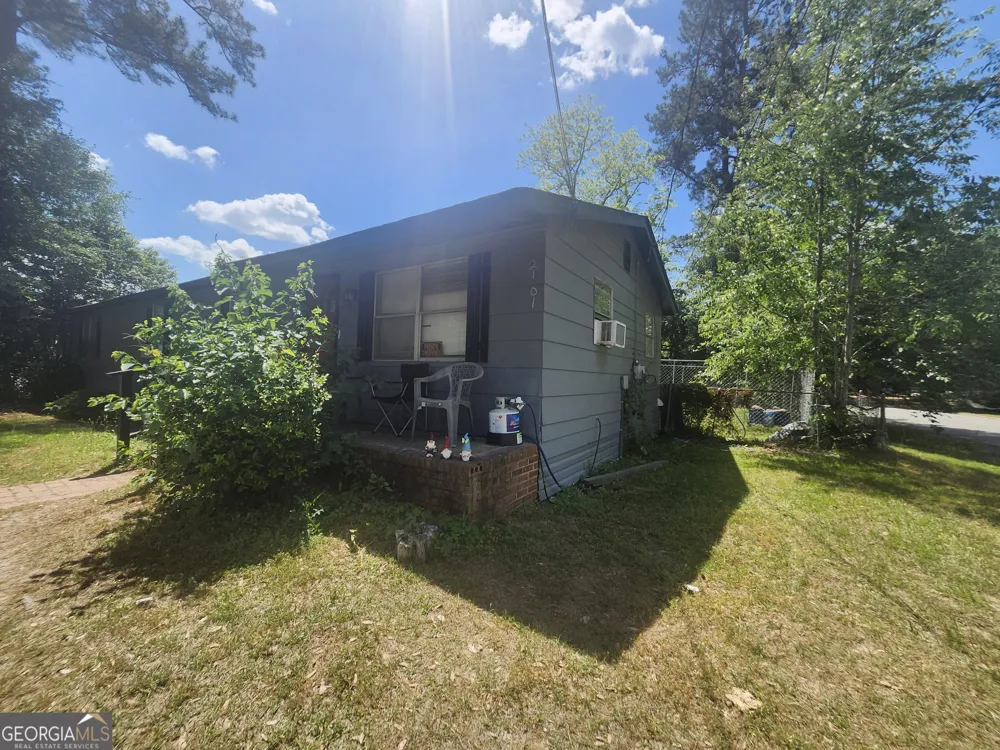 2101 S Madison ST Albany, GA 31701