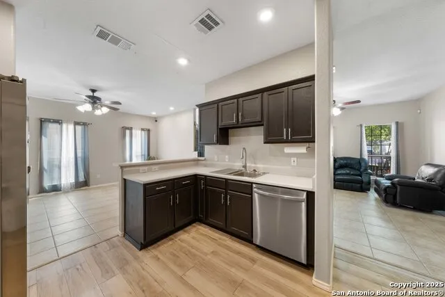 144 Whitewing Way Floresville, TX 78114