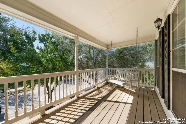 144 Whitewing Way Floresville, TX 78114