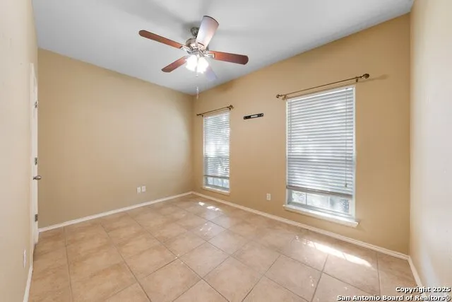 144 Whitewing Way Floresville, TX 78114