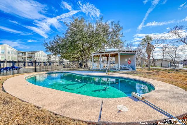 806 Highcrest #19 Granite Shoals, TX 78654