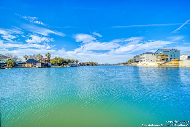 806 Highcrest #19 Granite Shoals, TX 78654