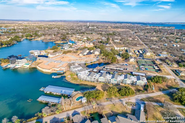 806 Highcrest #19 Granite Shoals, TX 78654