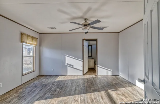138 Senisa Drive Uvalde, TX 78801