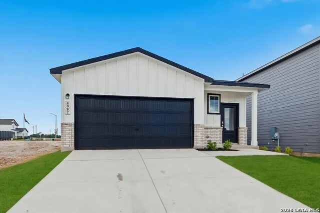 4982 Mala Vida San Antonio, TX 78222