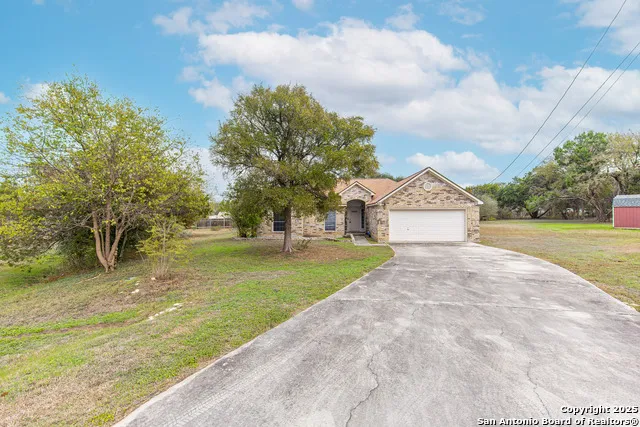 303 Turtledove Kyle, TX 78640