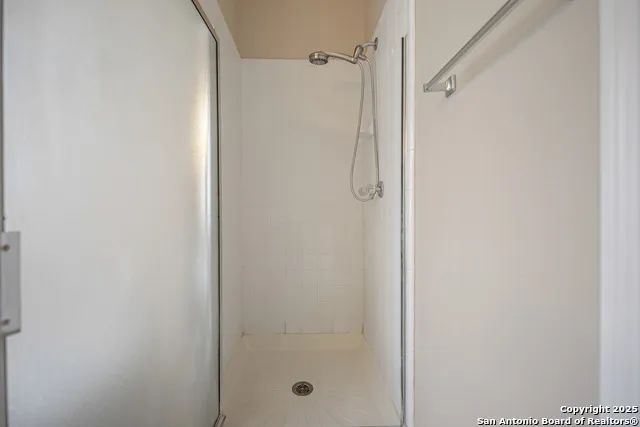 303 Turtledove Kyle, TX 78640