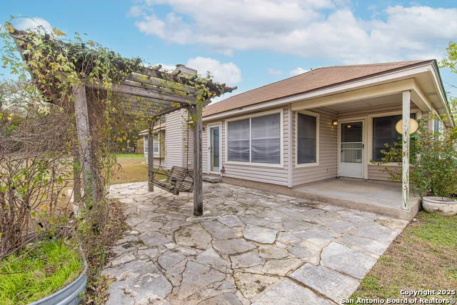 303 Turtledove Kyle, TX 78640