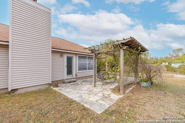 303 Turtledove Kyle, TX 78640