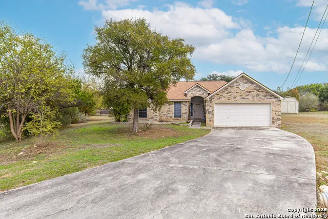 303 Turtledove Kyle, TX 78640