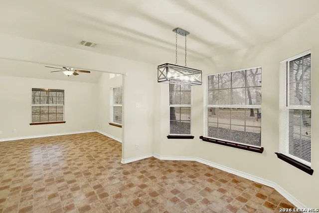 1026 Wild Flower Floresville, TX 78114