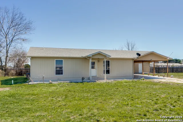 230 Broken Spur Bandera, TX 78003