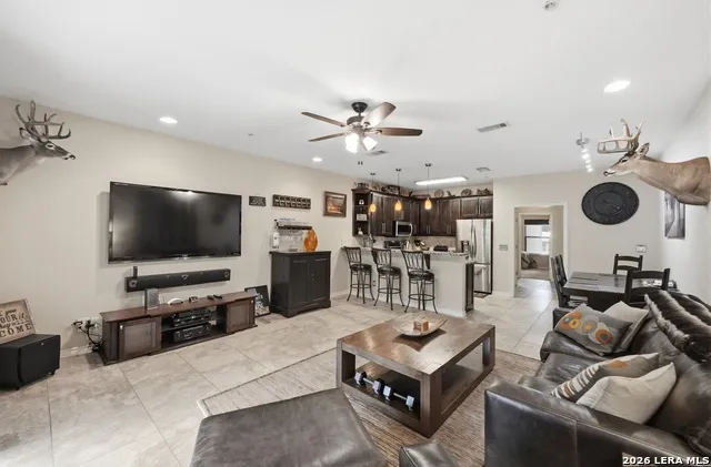 540 RIVER RUN #APT 202 New Braunfels, TX 78132
