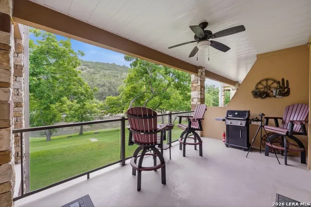 540 RIVER RUN #APT 202 New Braunfels, TX 78132