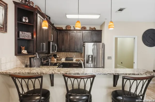 540 RIVER RUN #APT 202 New Braunfels, TX 78132