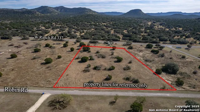 19240 W Ranch Road 337 Camp Wood, TX 78833