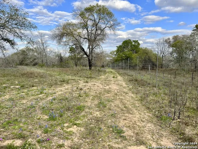 0 CR 781 Natalia, TX 78059